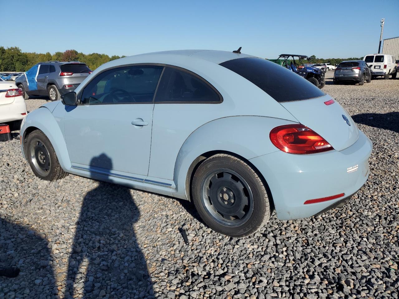 VOLKSWAGEN BEETLE