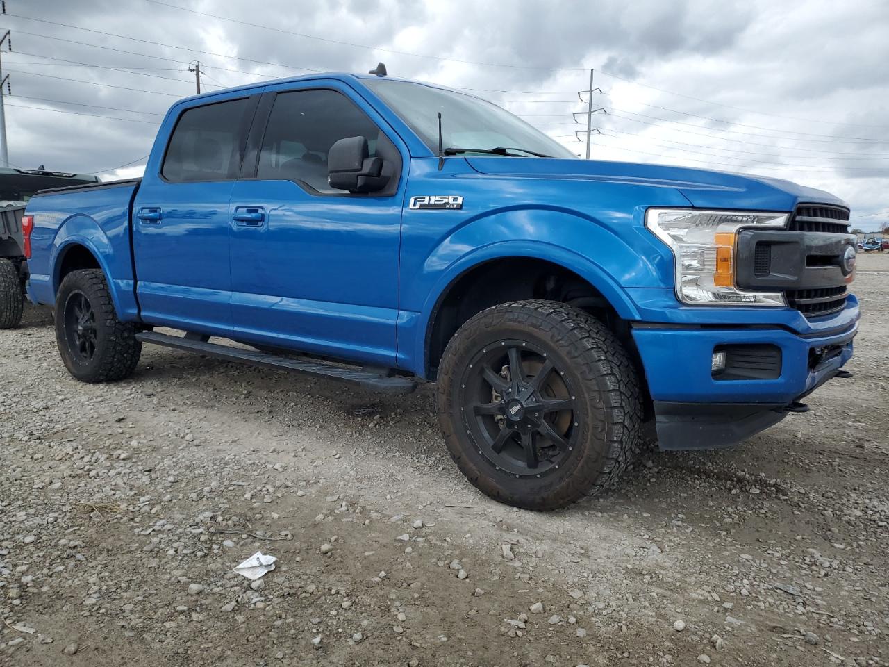 FORD F-150 SUPERCREW
