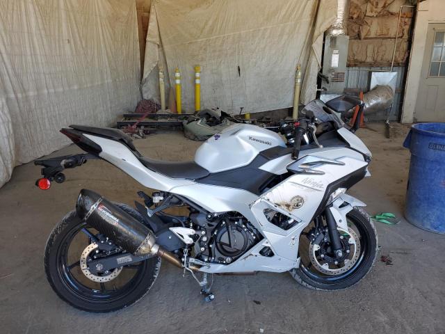 Global Auto Auctions: 2025 KAWASAKI EX500 H