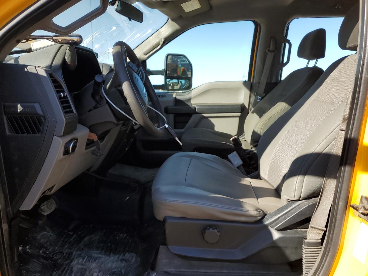 FORD F-350 SUPER DUTY