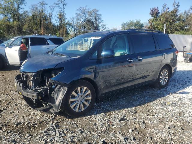 TOYOTA SIENNA XLE