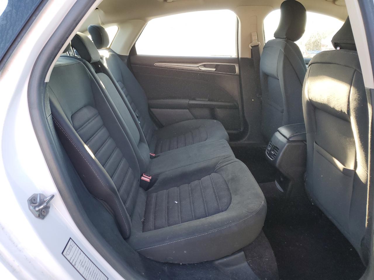 FORD FUSION SE HYBRID