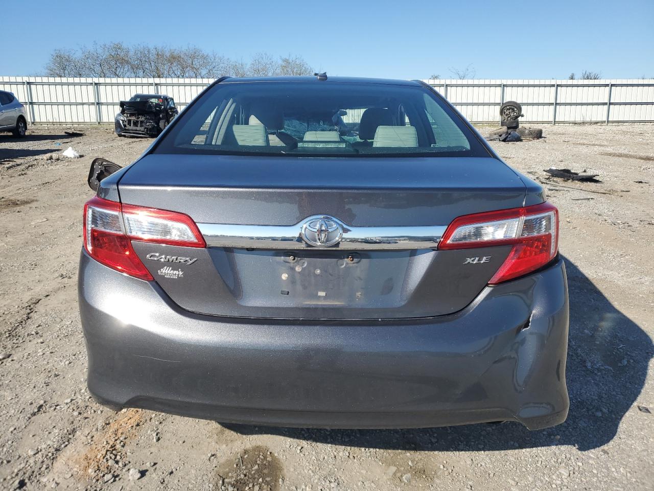 TOYOTA CAMRY L
