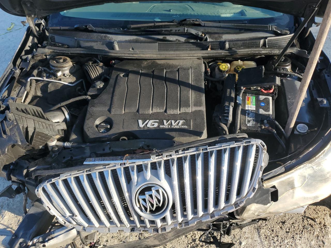 BUICK LACROSSE TOURING