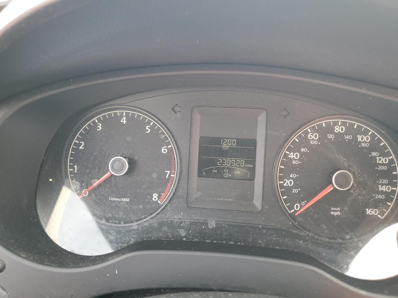 VOLKSWAGEN JETTA BASE