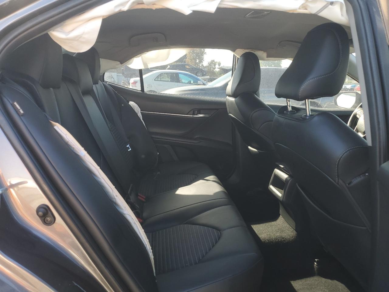 TOYOTA CAMRY SE NIGHT SHADE