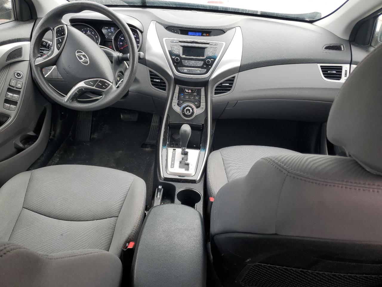 HYUNDAI ELANTRA GLS