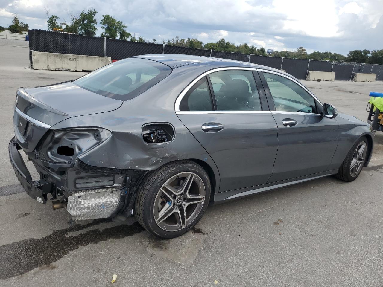 MERCEDES-BENZ C-CLASS 300