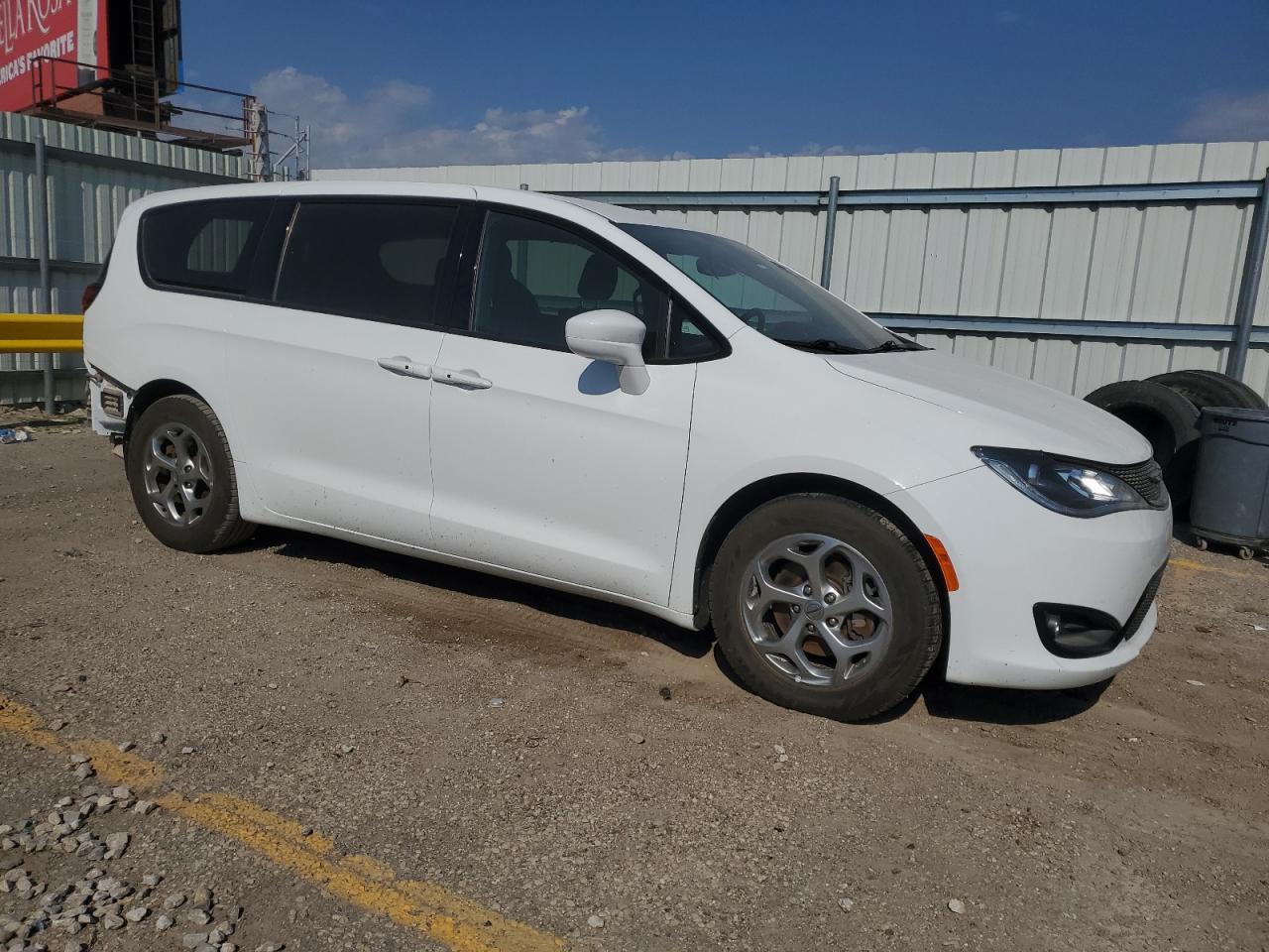 CHRYSLER PACIFICA TOURING