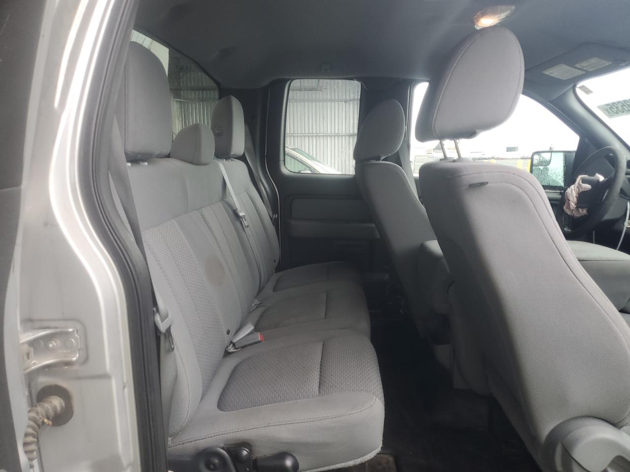 FORD F-150 SUPER CAB