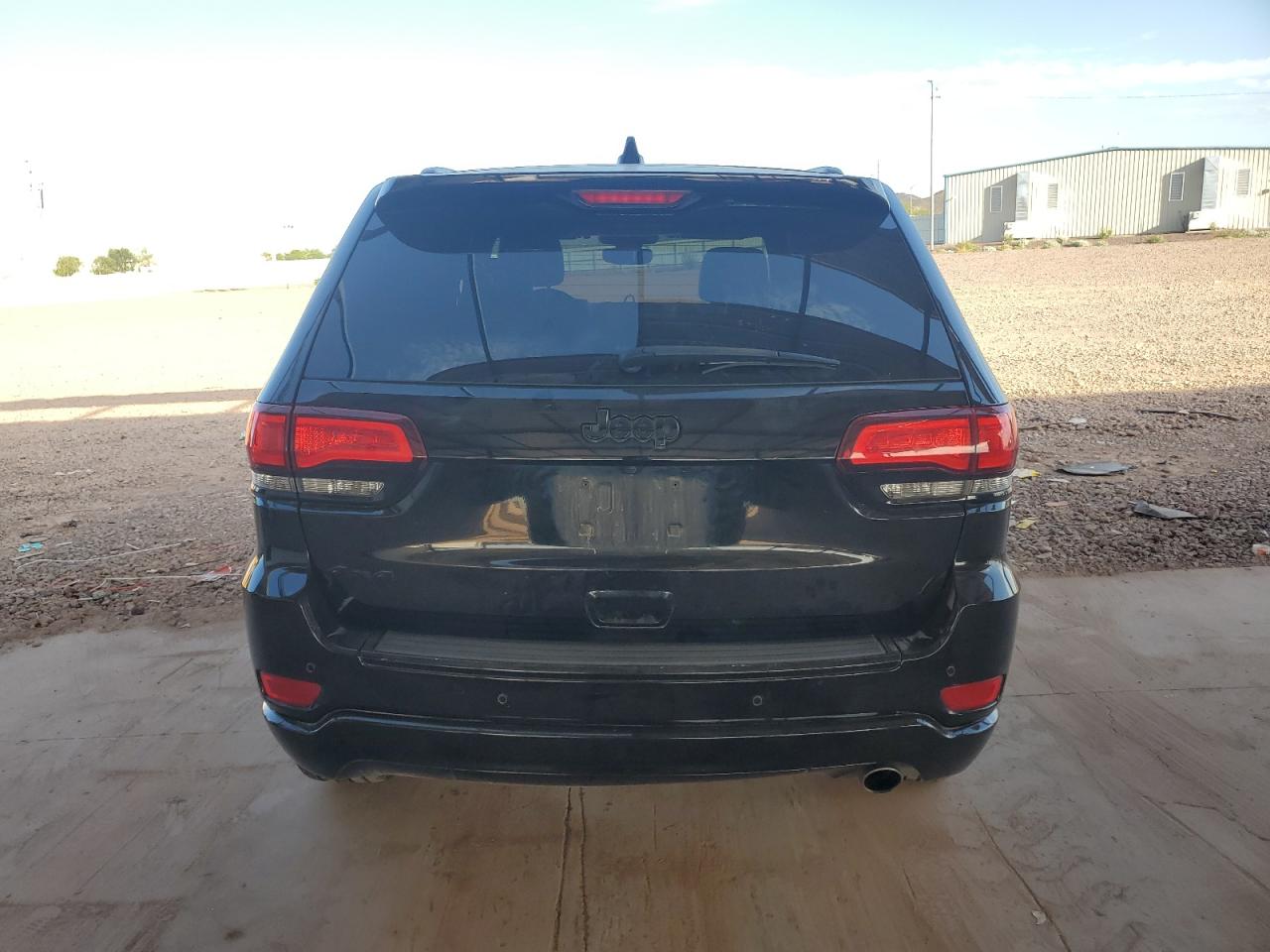 JEEP GRAND CHEROKEE LAREDO