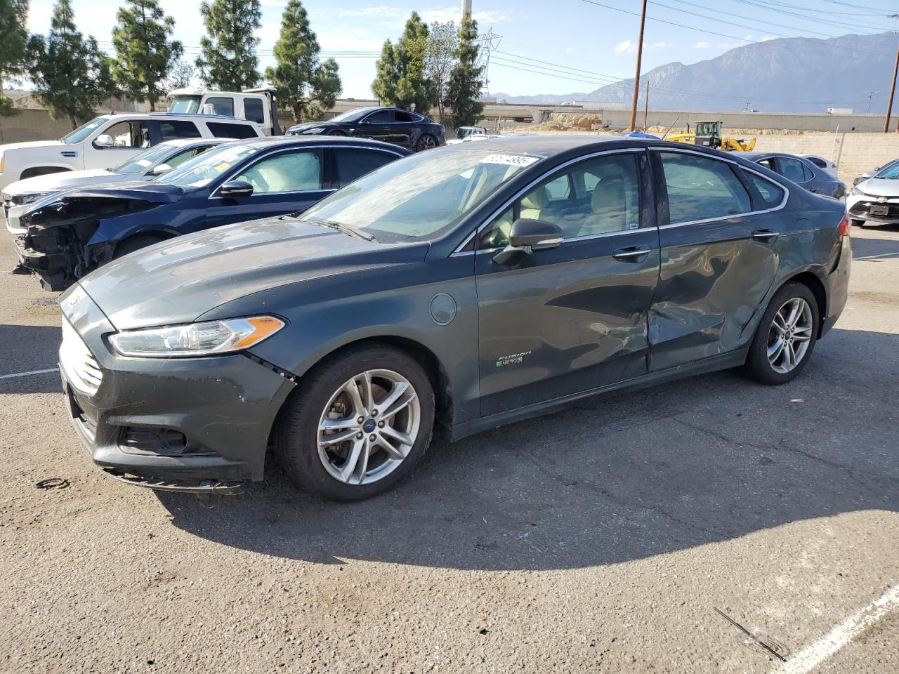 FORD FUSION TITANIUM PHEV