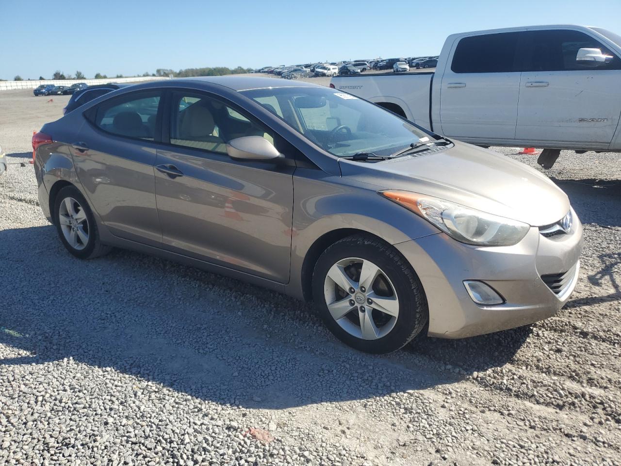 HYUNDAI ELANTRA GLS