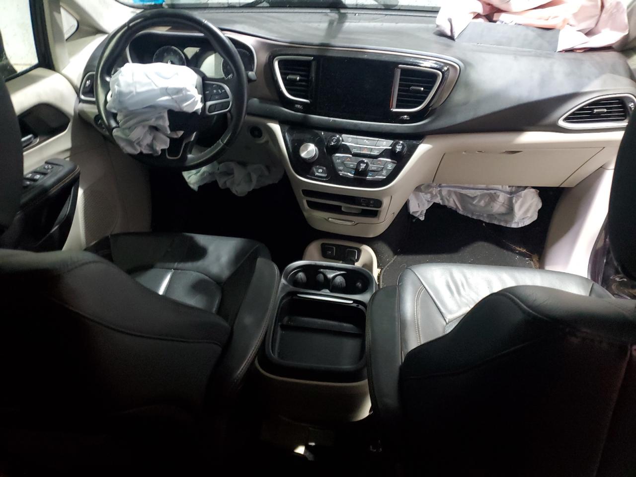 CHRYSLER PACIFICA TOURING L