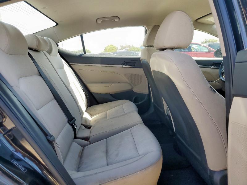 2018 HYUNDAI ELANTRA SE 5NPD74LF8JH275706