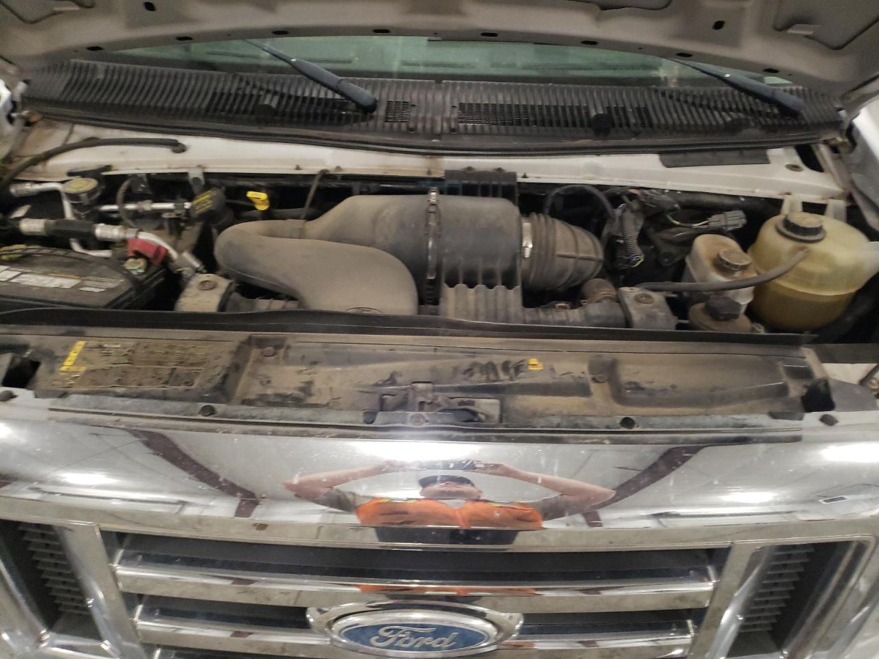 FORD ECONOLINE E250 VAN