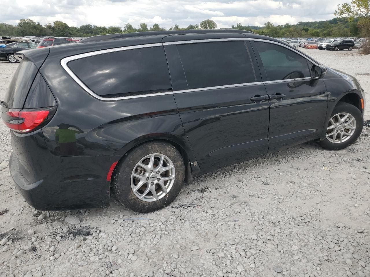 CHRYSLER PACIFICA TOURING L