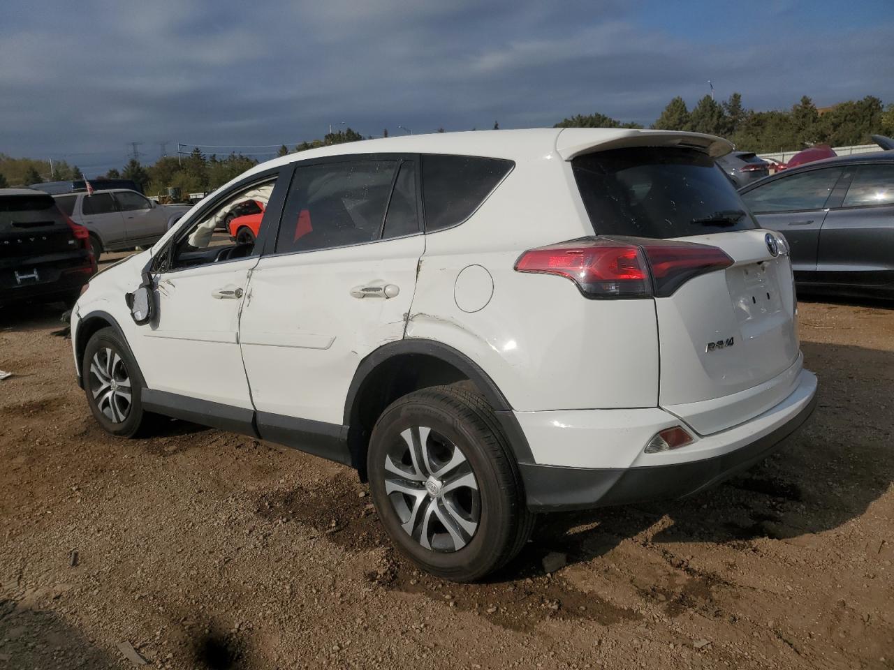 TOYOTA RAV4 LE