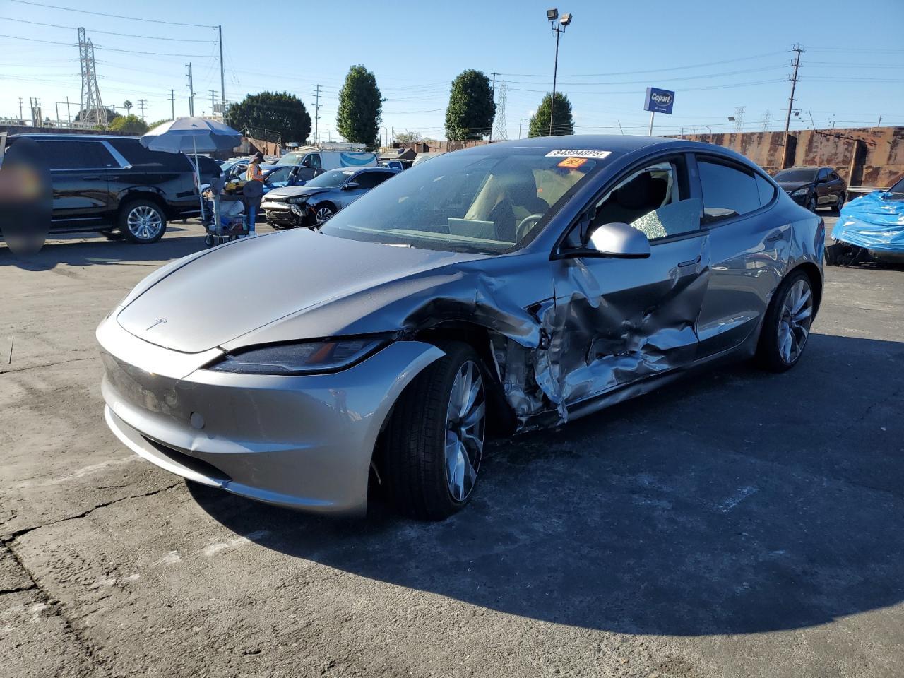 TESLA MODEL 3