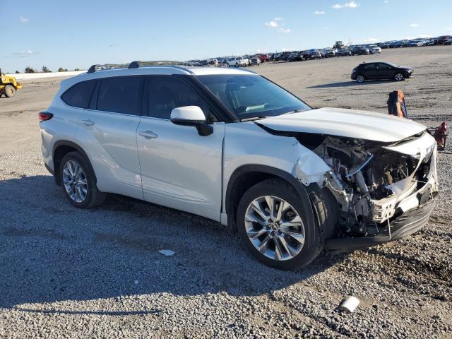 2022 TOYOTA HIGHLANDER - 5TDDZRBH2NS220372