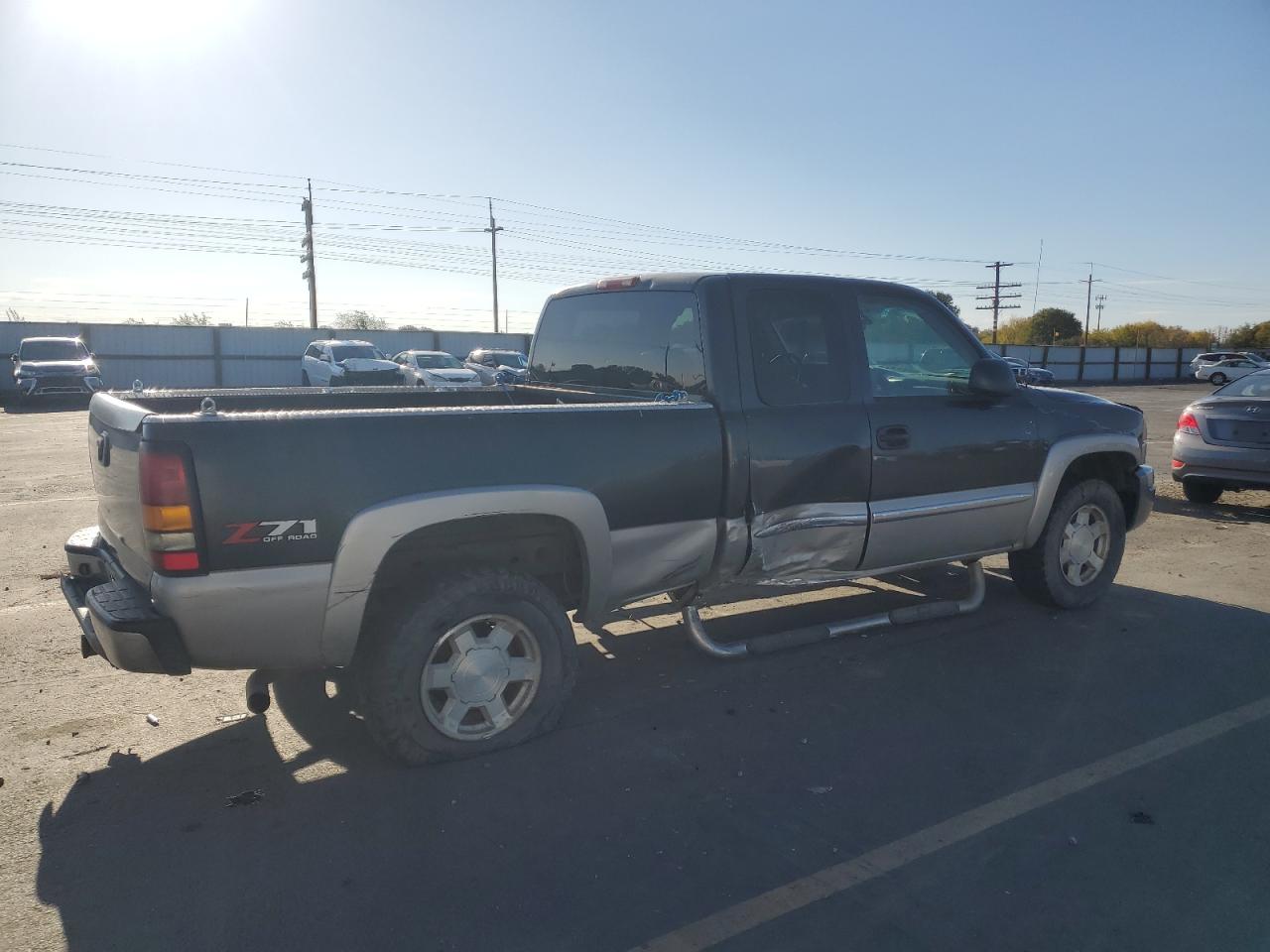 Lot #3269956990 2004 GMC NEW SIERRA