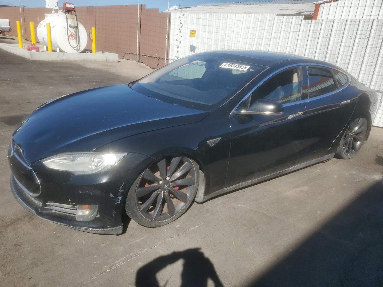 TESLA MODEL S