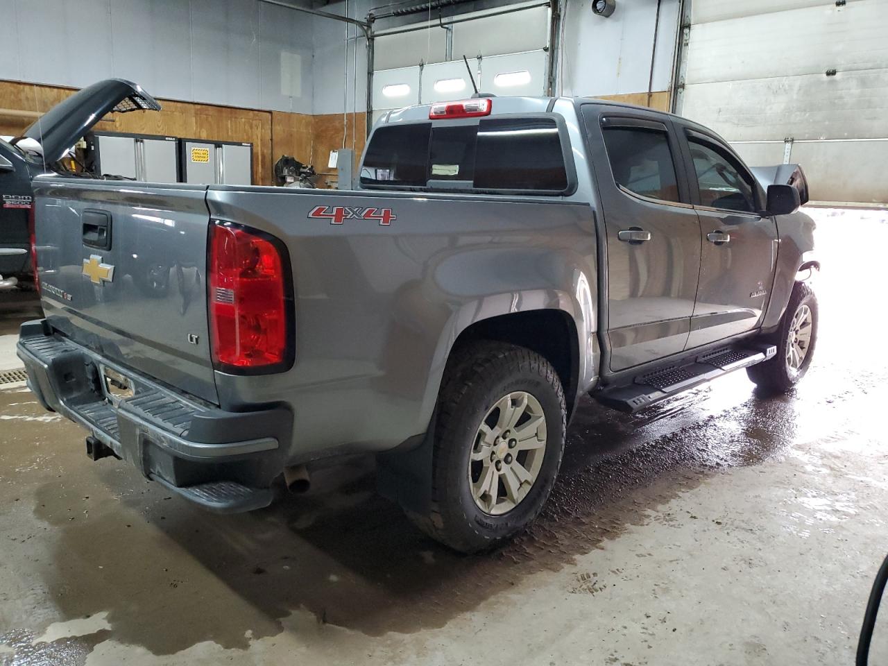 CHEVROLET COLORADO LT