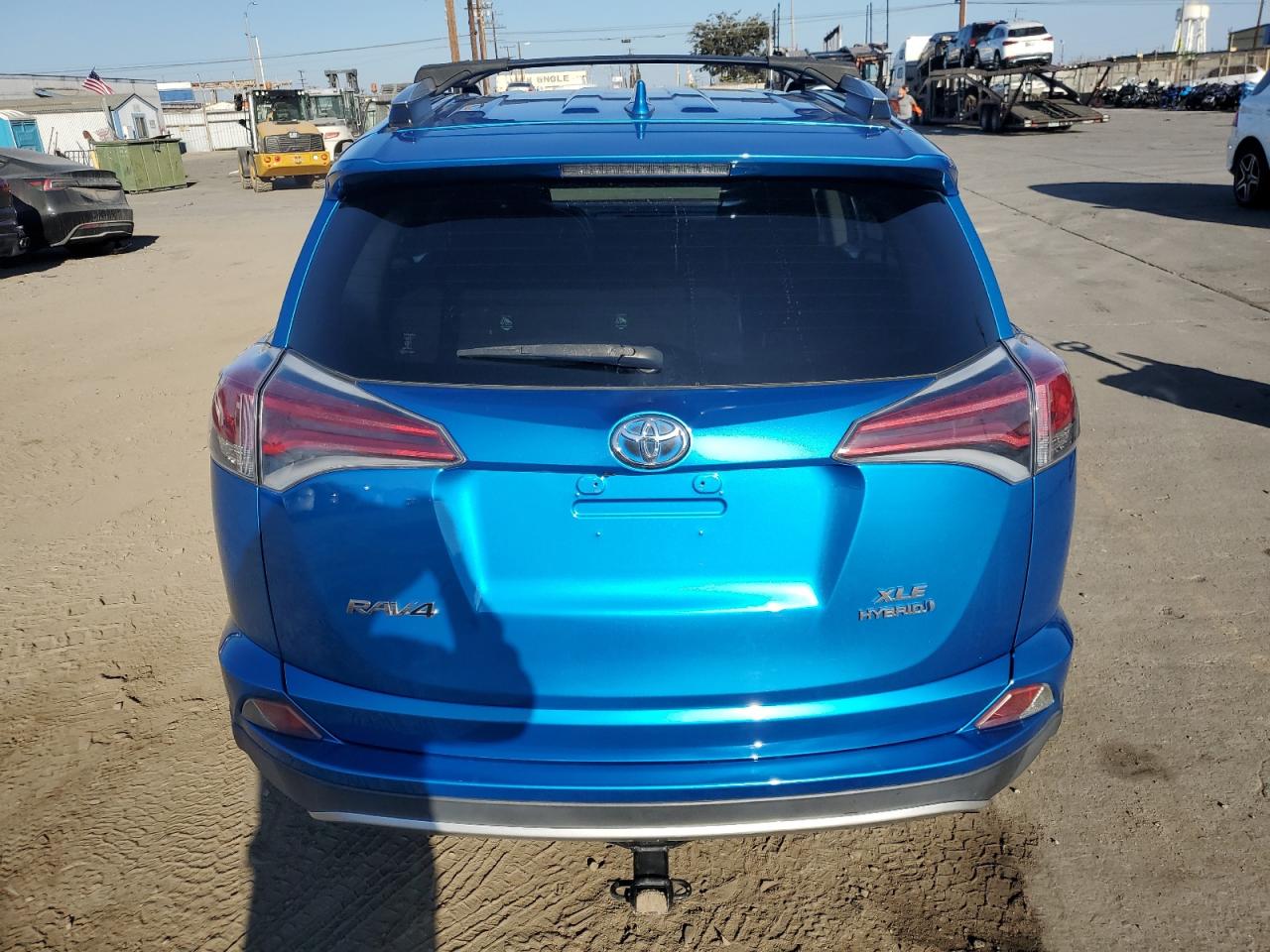 TOYOTA RAV4 XLE