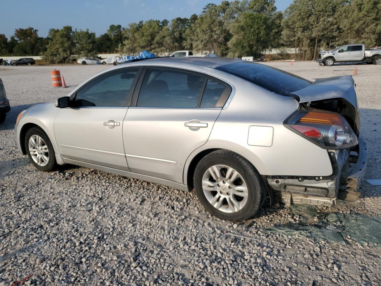 NISSAN ALTIMA BASE