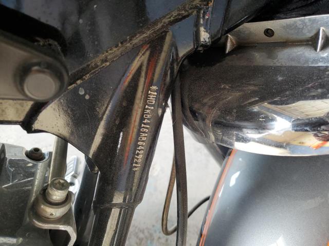 2010 HARLEY-DAVIDSON FLHX #3276380670