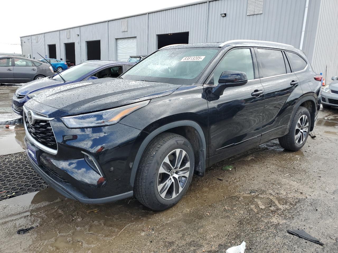 TOYOTA HIGHLANDER XLE