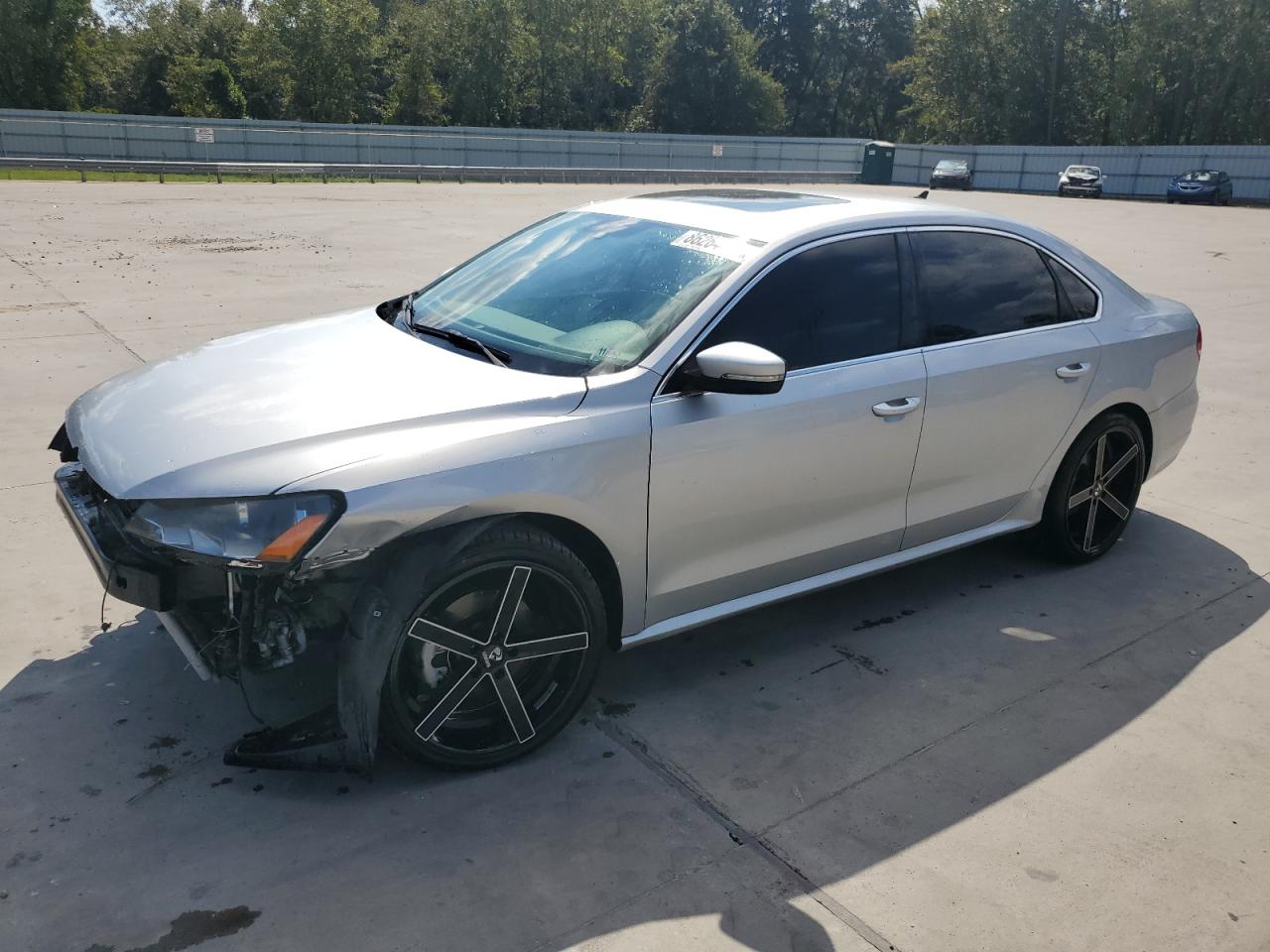 VOLKSWAGEN PASSAT SE