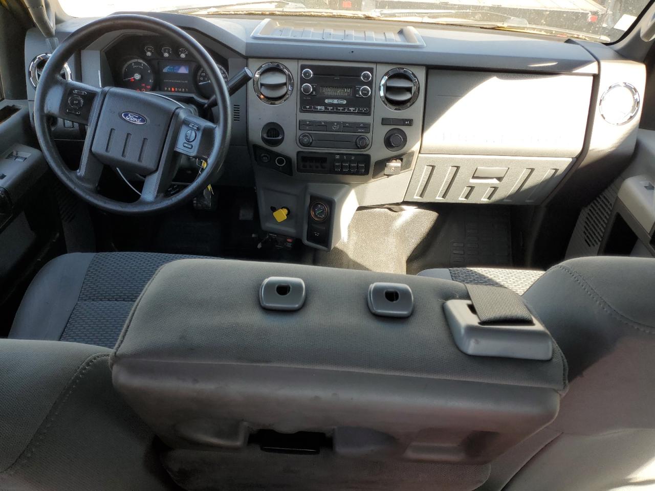 FORD F650 SUPER DUTY