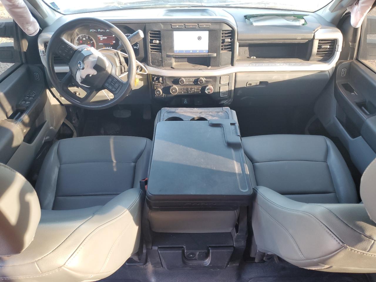 FORD F-250 SUPER DUTY