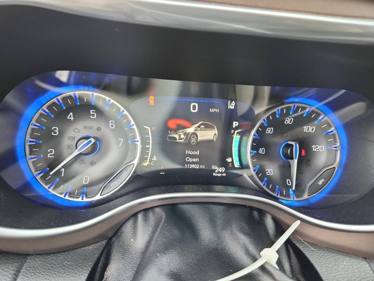 CHRYSLER PACIFICA TOURING L PLUS