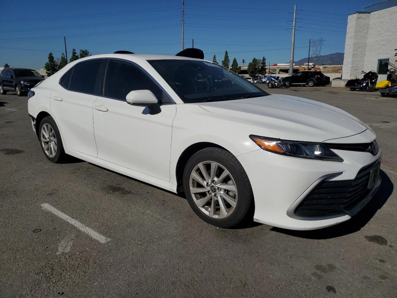 TOYOTA CAMRY LE