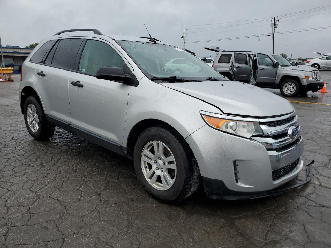 FORD EDGE SE