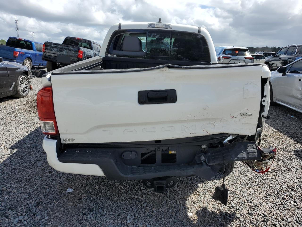 TOYOTA TACOMA DOUBLE CAB
