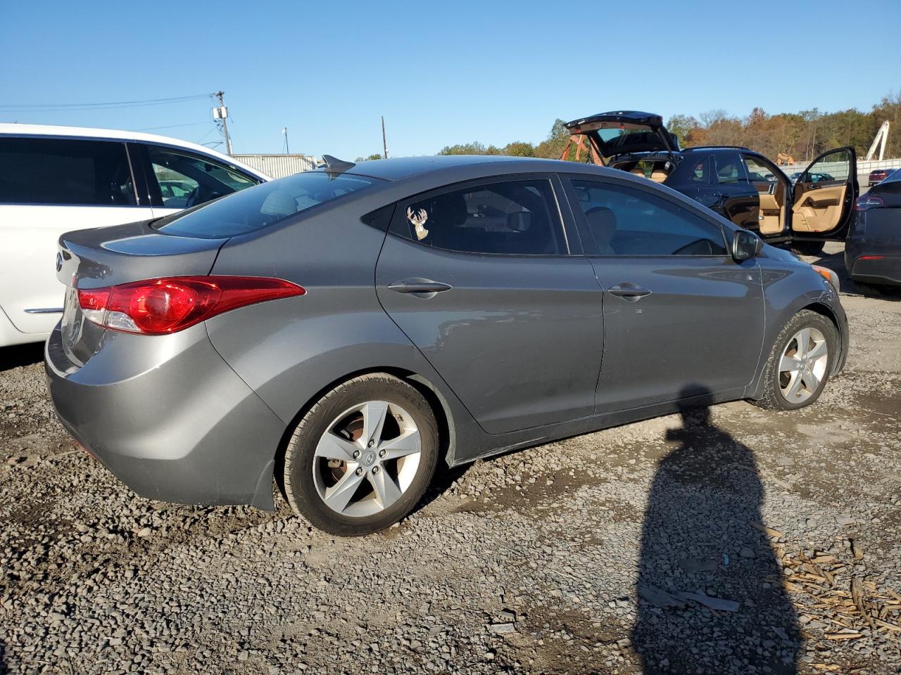HYUNDAI ELANTRA GLS