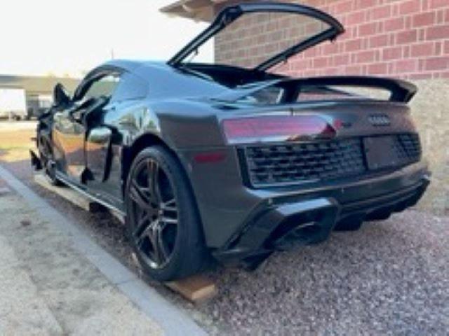 2020 AUDI R8 - WUAKBAFX0L7900411