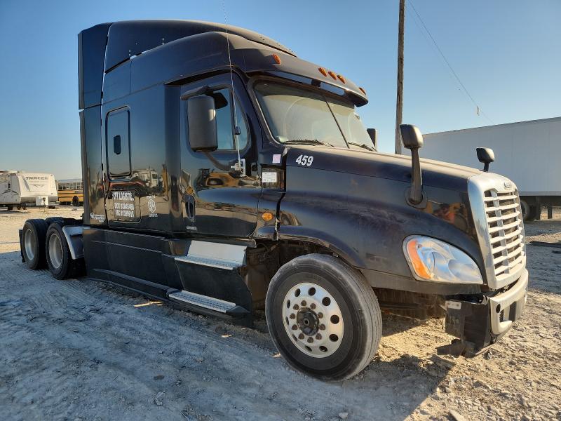 Global Auto Auctions: 2017 FREIGHTLINER CASCADIA 1