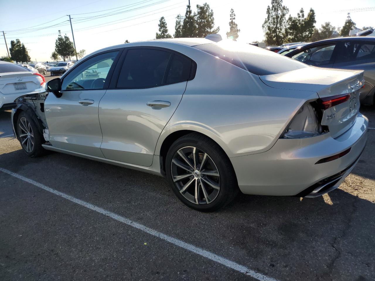 VOLVO S60 T5 R-DESIGN