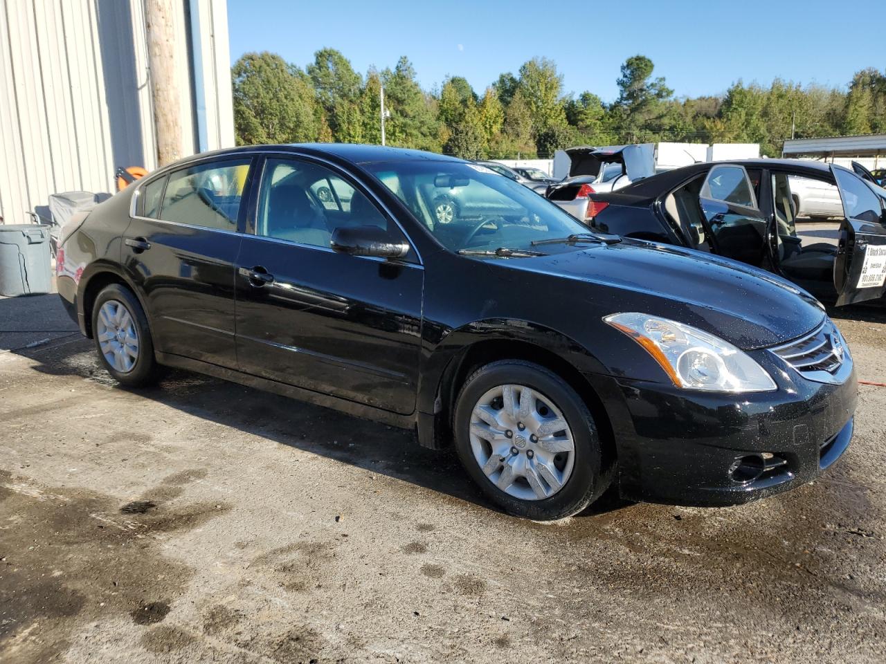 NISSAN ALTIMA BASE