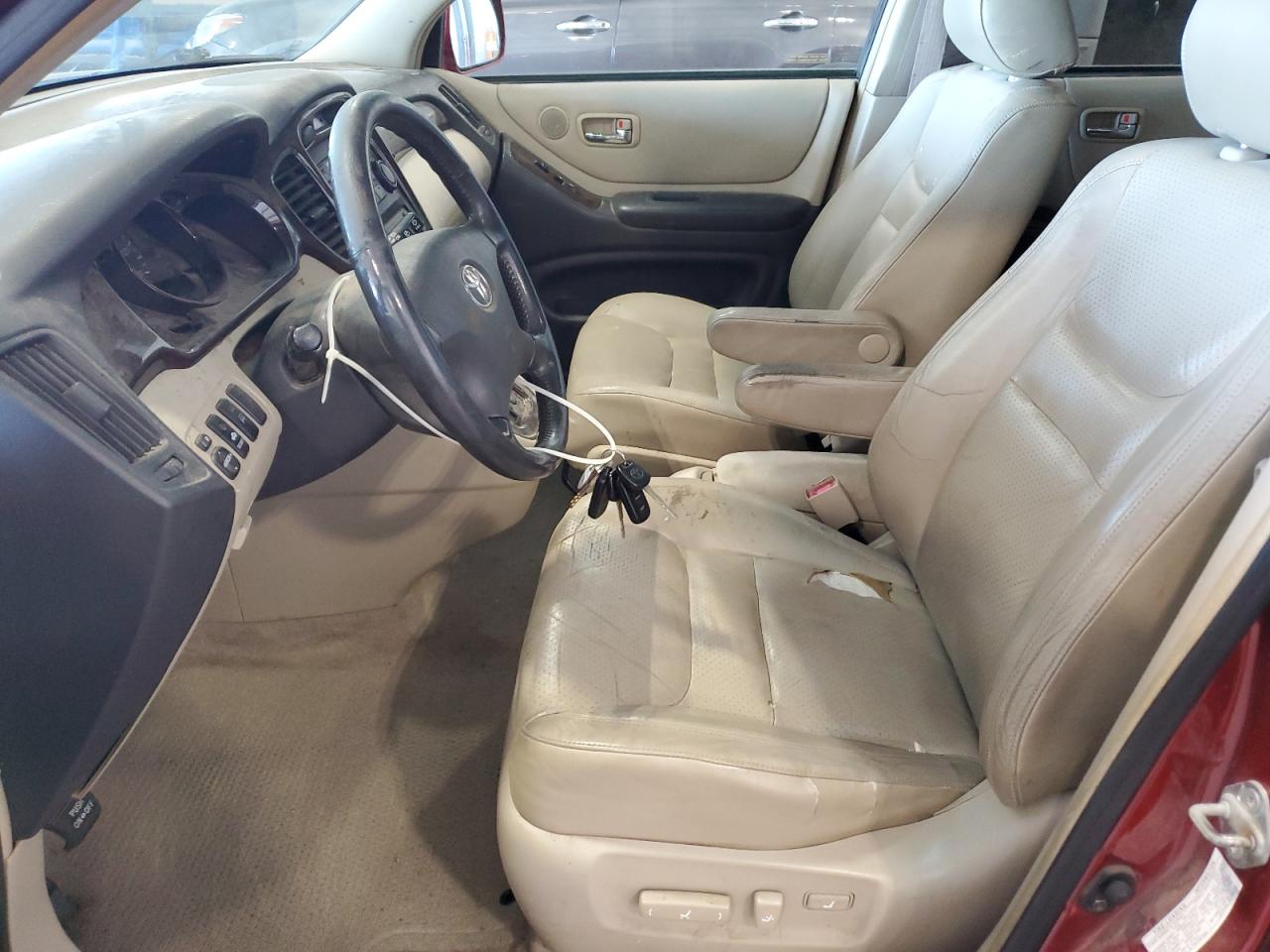 Lot #3302713026 2001 TOYOTA HIGHLANDER