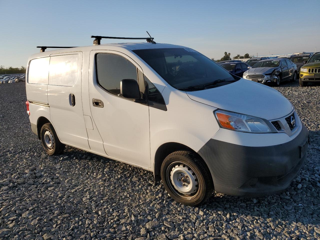 NISSAN NV200 2.5S