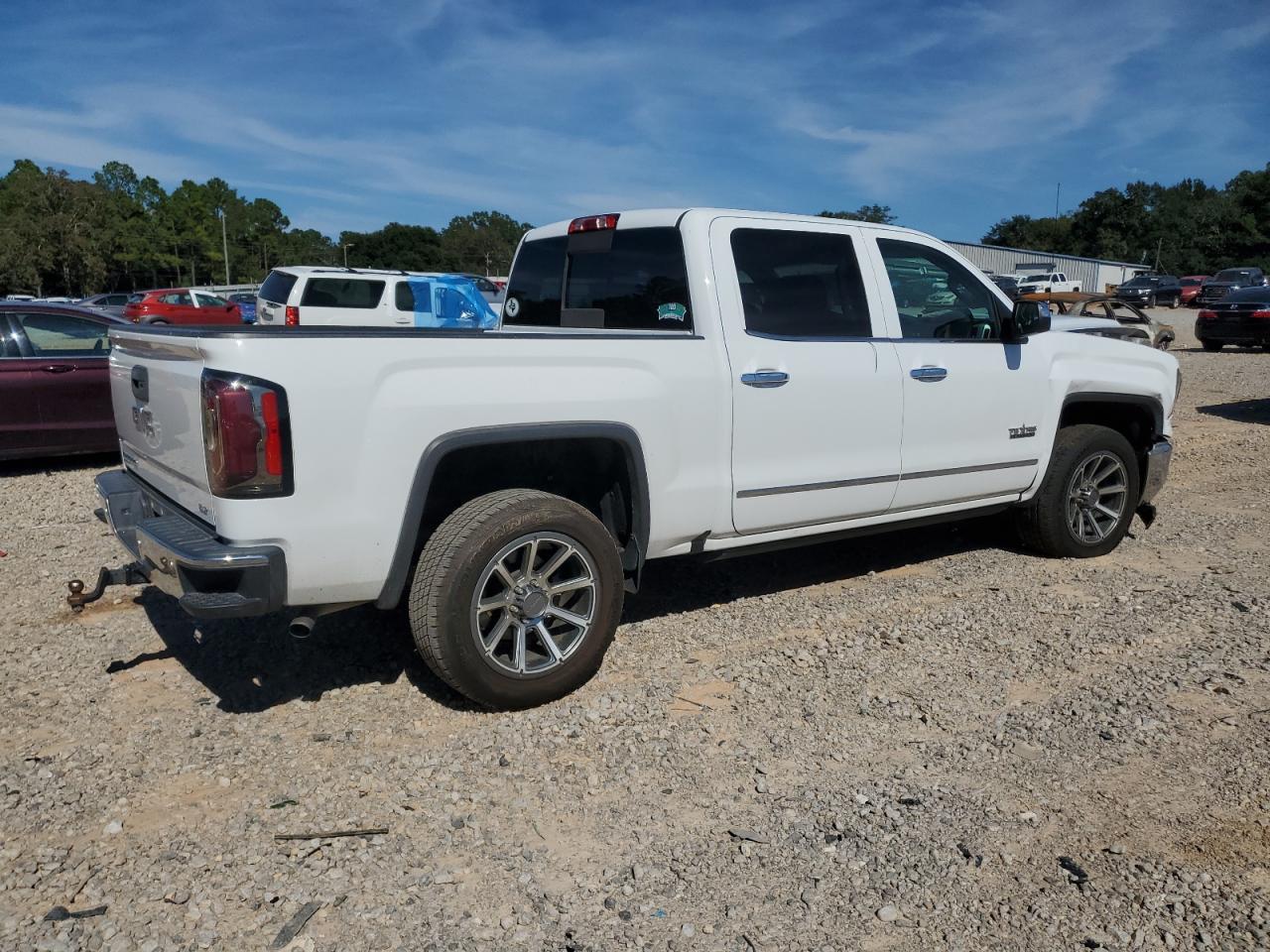 GMC SIERRA C1500 SLT