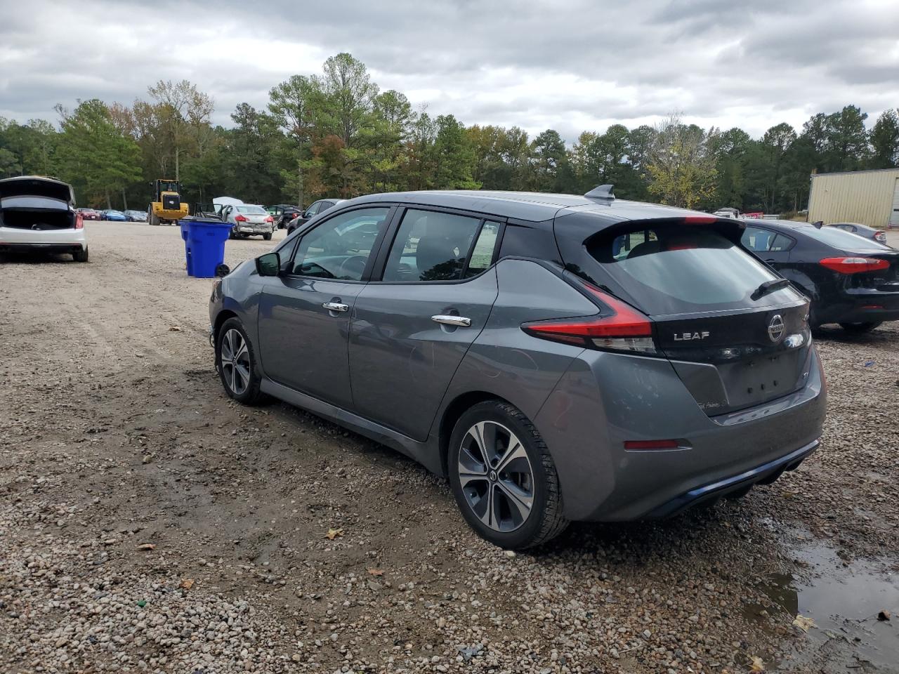 NISSAN LEAF SV