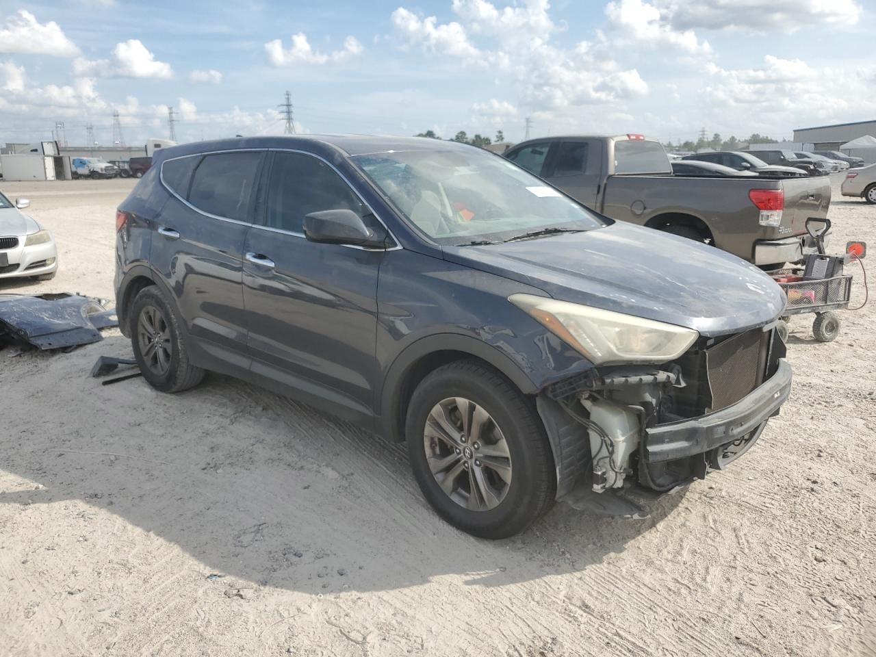 Lot #3305608758 2014 HYUNDAI SANTA FE S