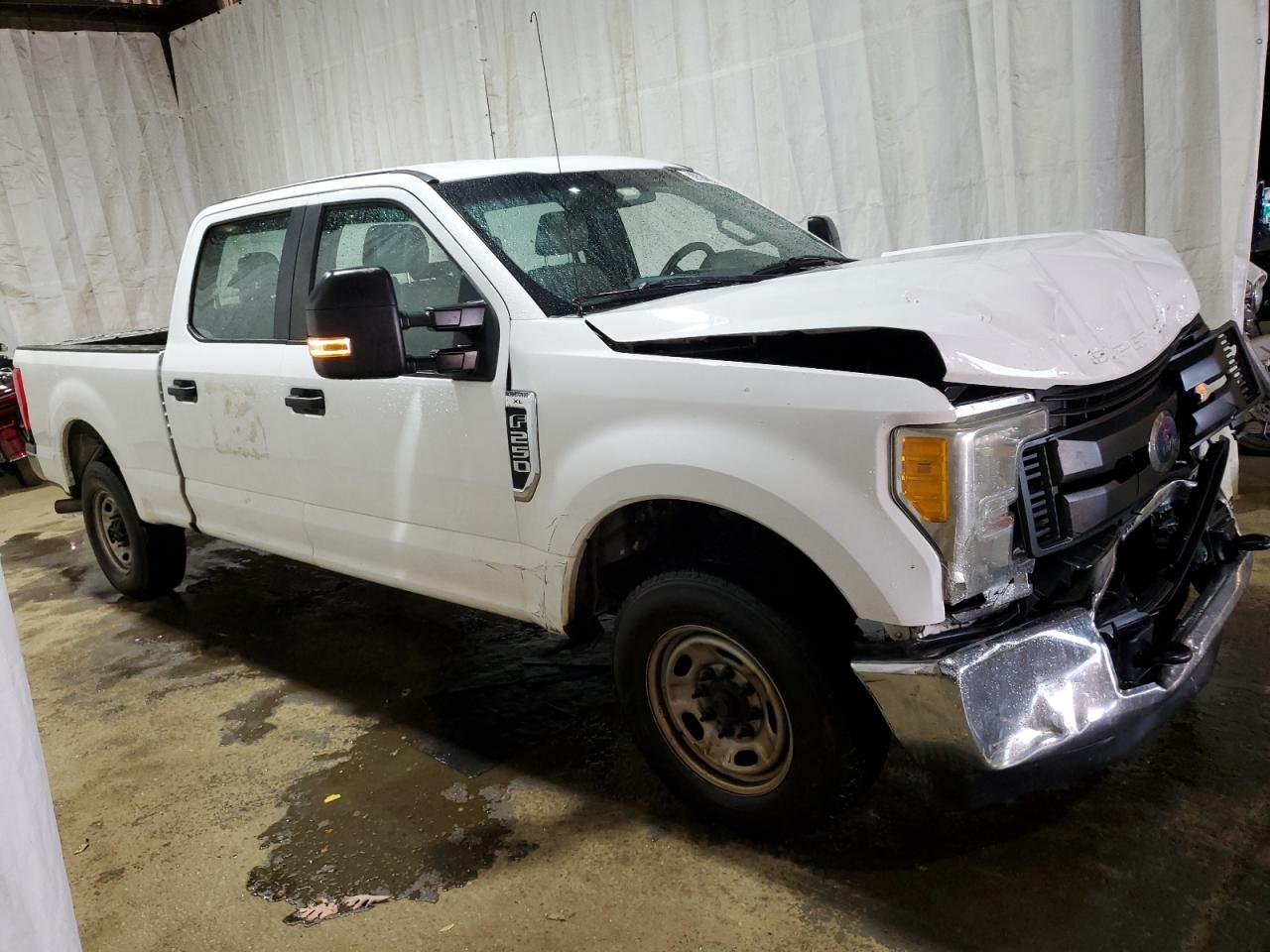FORD F-250 SUPER DUTY