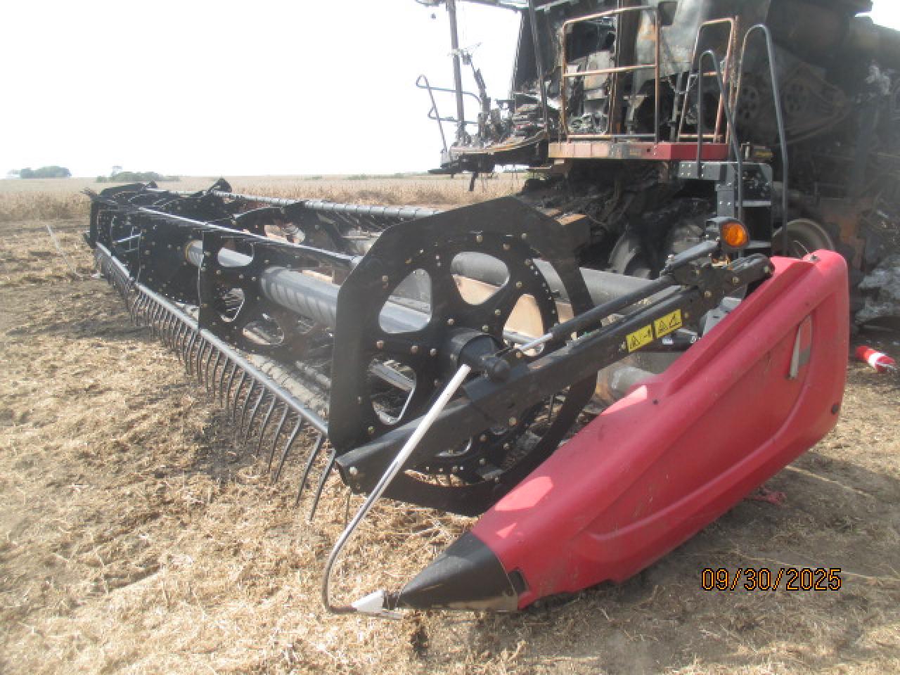 Lot #3271615361 2014 MACD COMBINEHEA